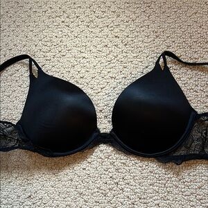 Victoria’s Secret Black Bra With Lace Band